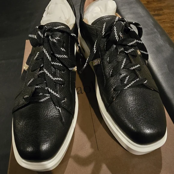 Linea Paolo Karen Casual shoe. NWT. Black, Size 9.5 - Picture 3 of 9
